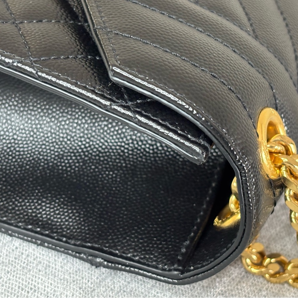 Yves Saint Laurent Medium Envelope Mixed Matelasse Bag - Picture 9 of 9
